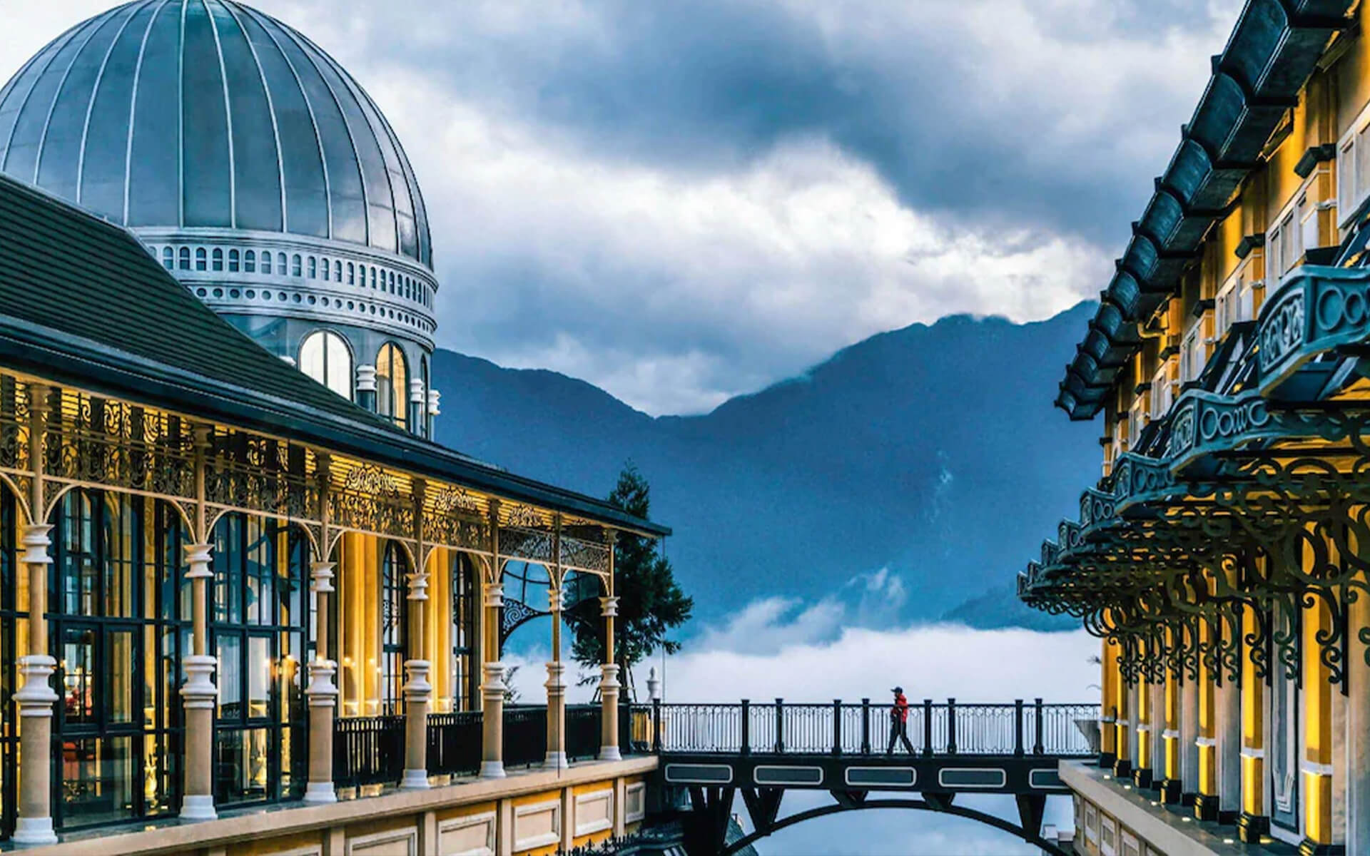 越南沙壩迷霧仙境梯田 番西邦纜車 玻璃天空步道安子山 美憬閣3晚極境蘭夏灣尊爵美食七日(天堂翡儷號)