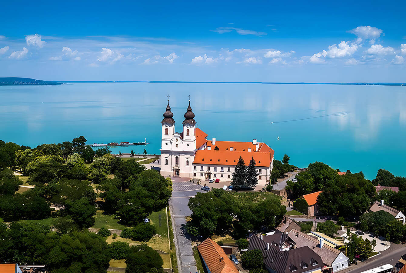 蒂哈尼半島修道院